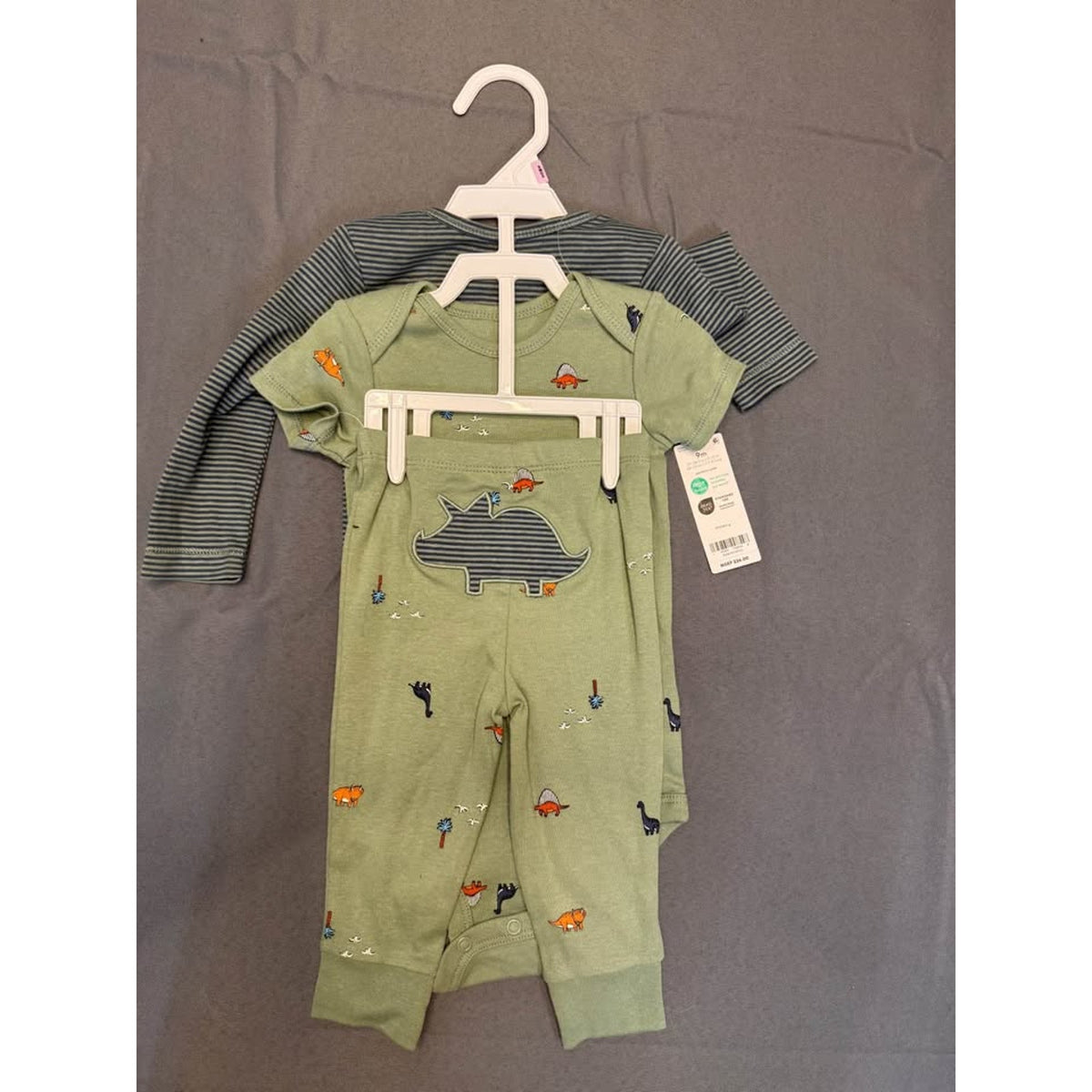 #412 New With Tags Old Navy Baby 9M Dinosaur Outfit Set – 3 Piece Bodysuit & Pants Set
