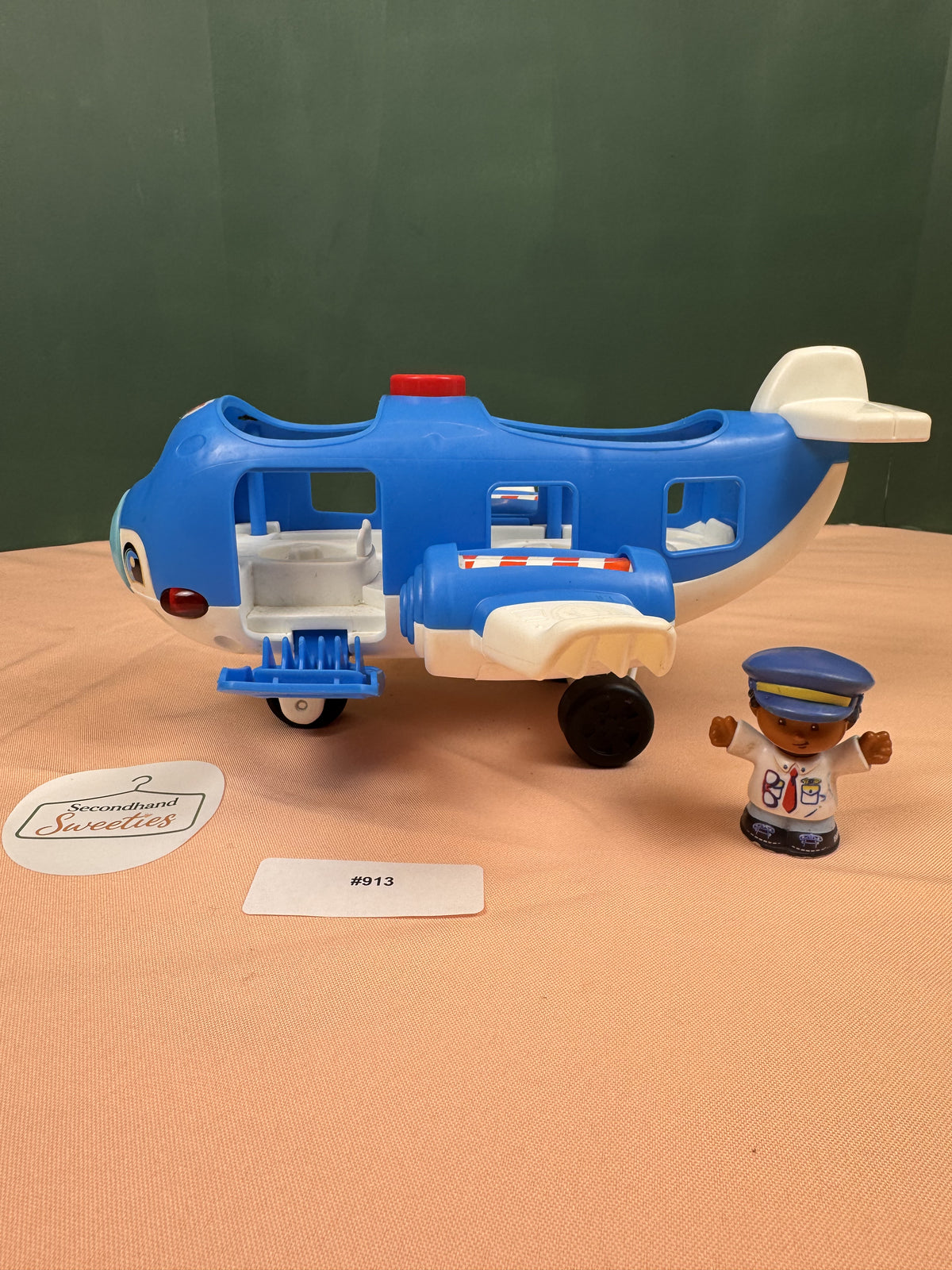 Fisher-Price Little People Airplane with Pilot Figure | Lot #913