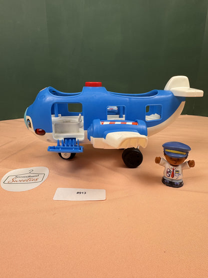 Fisher-Price Little People Airplane with Pilot Figure | Lot #913