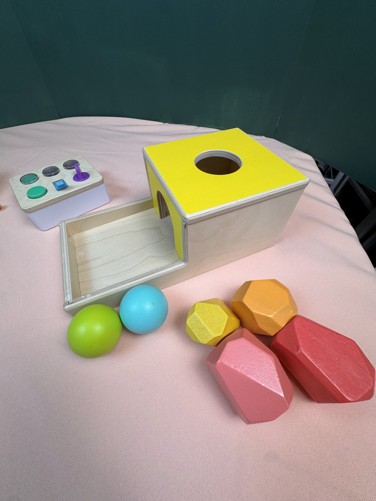 Lovevery Object Permanence Montessori Toy Set Ball Drop Sensory Buttons Felt Stars #920