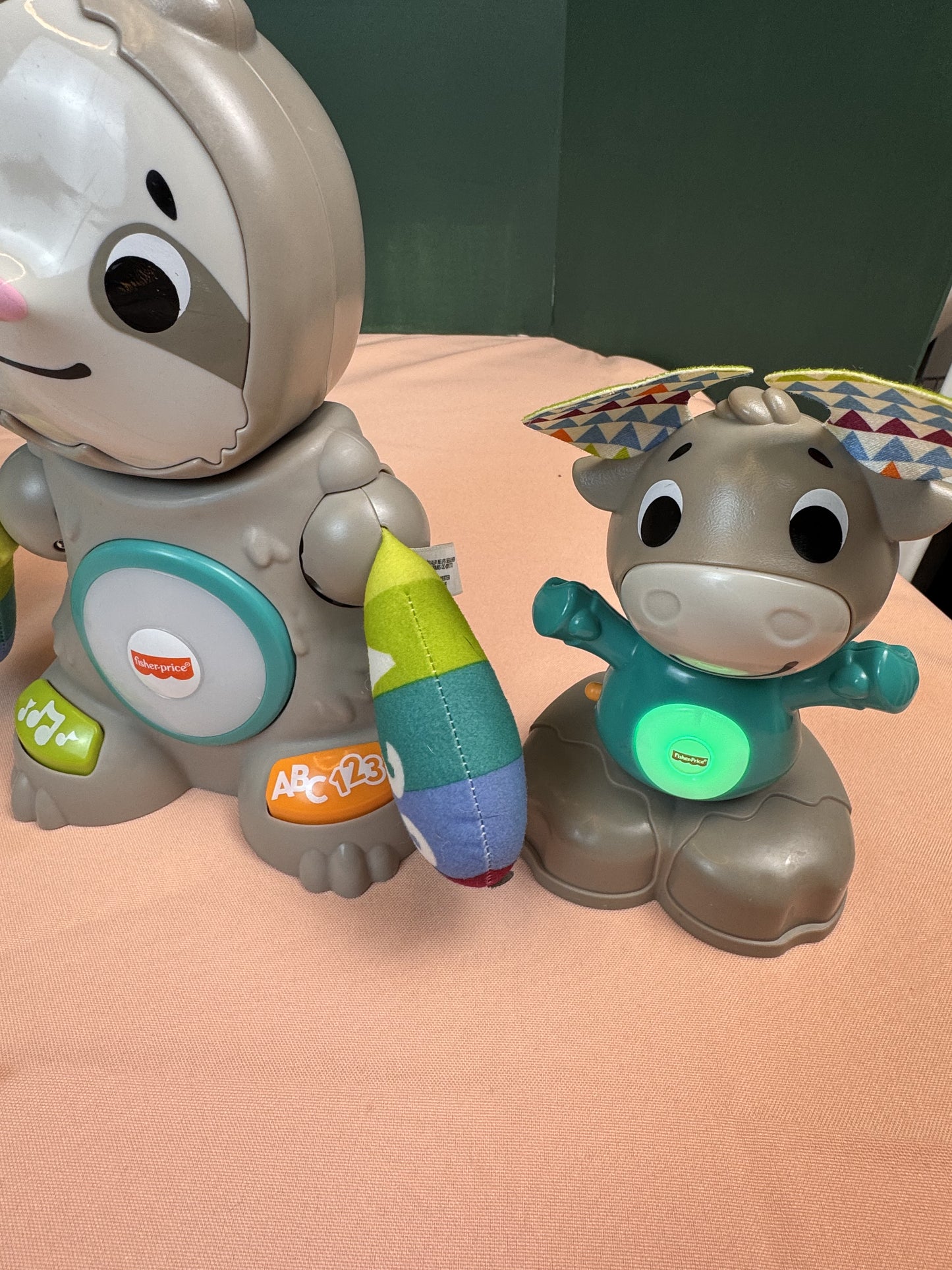 Fisher-Price Linkimals Smooth Moves Sloth Interactive Learning Toy #925