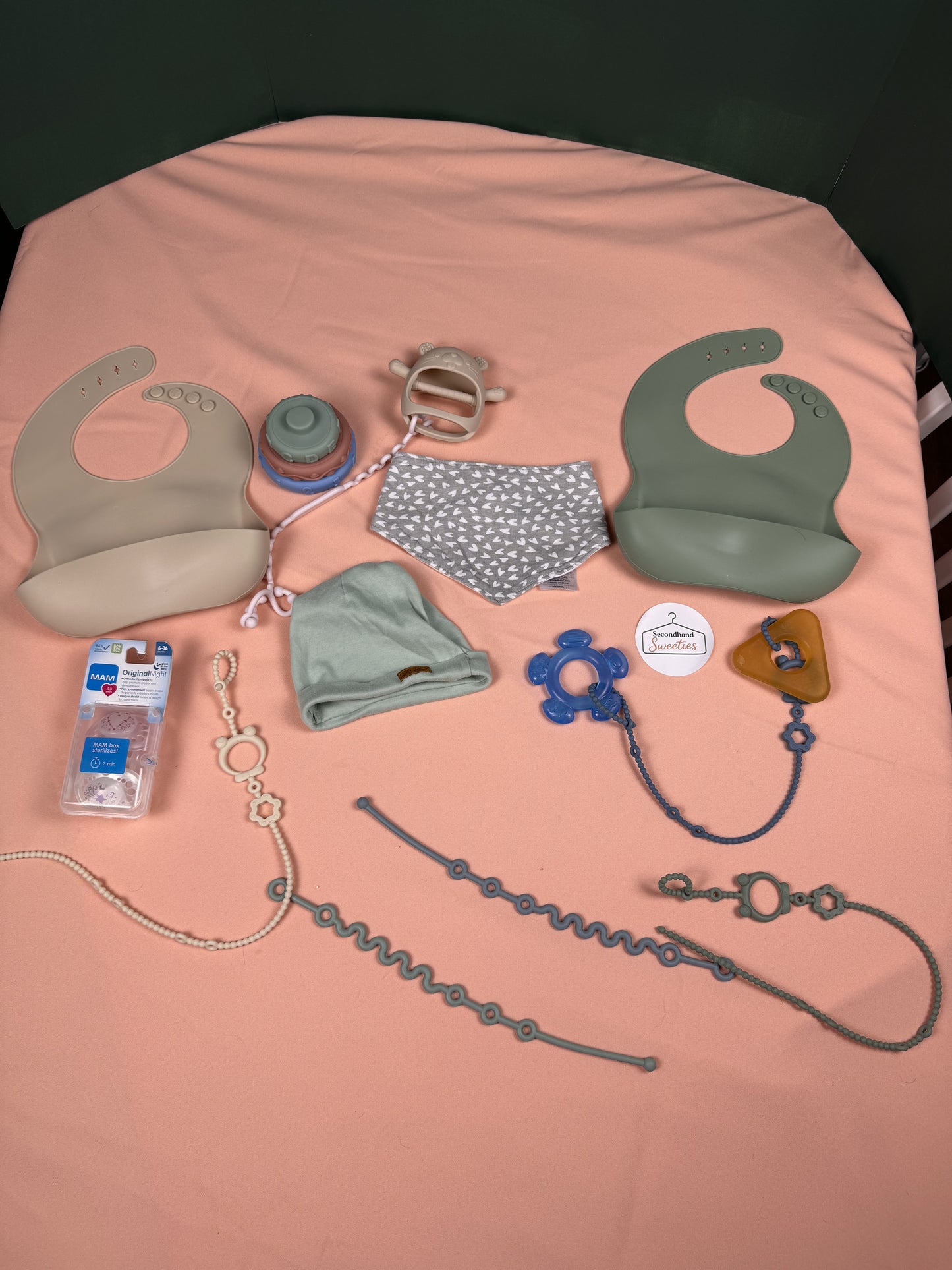 Baby Feeding Essentials Bundle – Silicone Bibs, MAM Pacifiers & Accessories | Lot #937