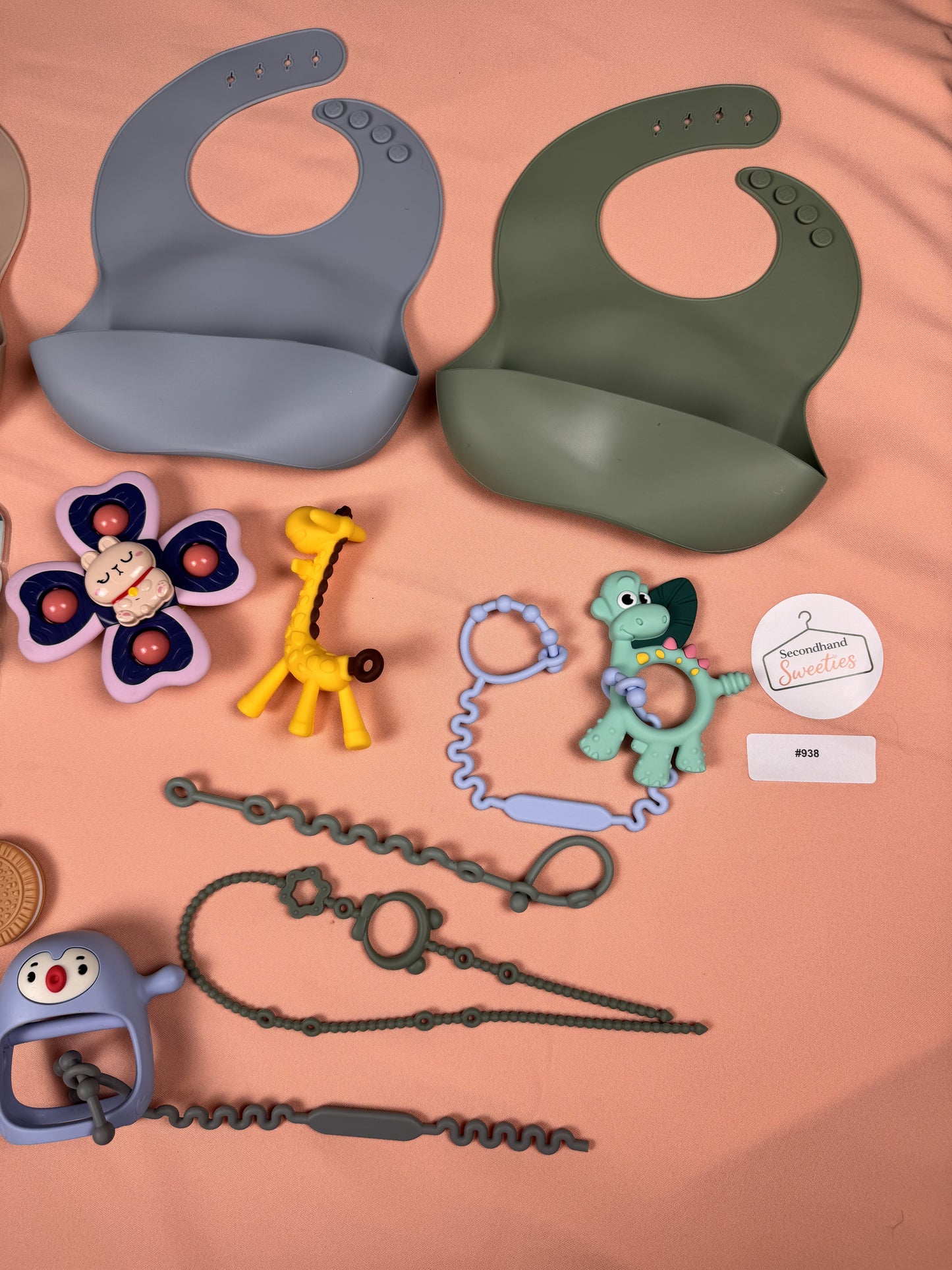 Baby Feeding & Teething Essentials Bundle – Silicone Bibs, MAM Pacifiers & Teethers | Lot #938