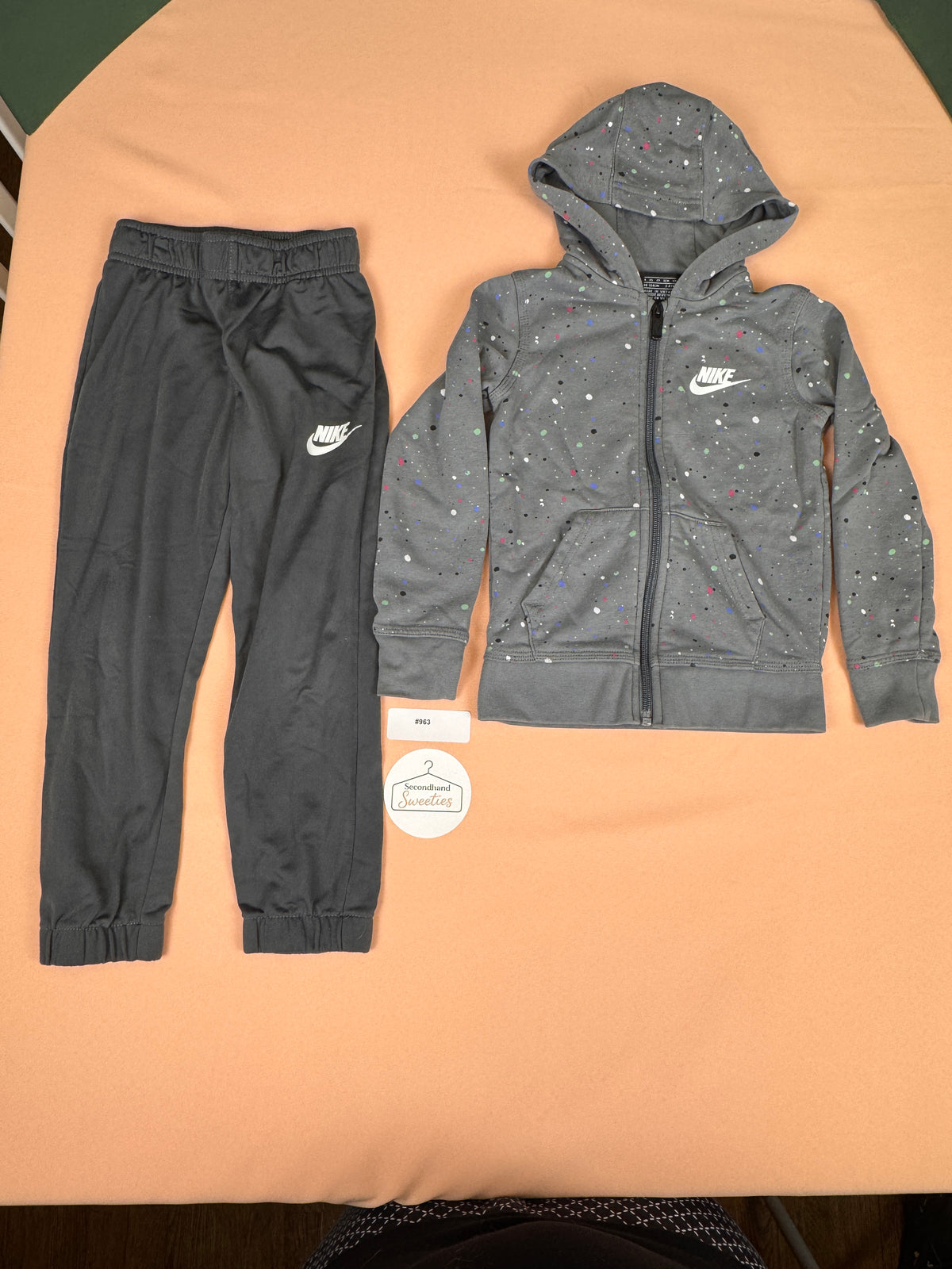 Nike Gray Paint Splatter Hoodie & Jogger Set Size 4 XS #963